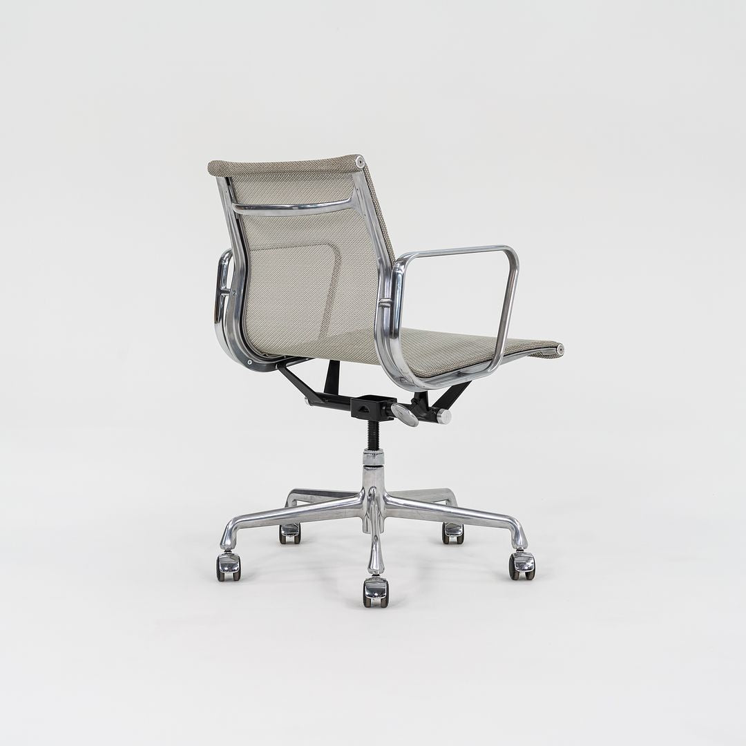 Aluminum Group Management Chair, Model EA335