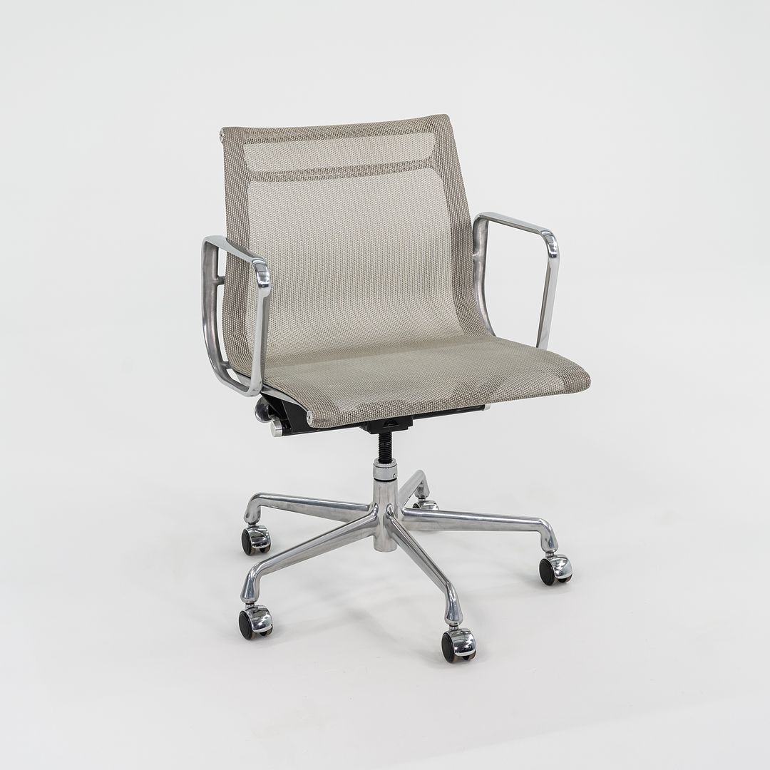 Aluminum Group Management Chair, Model EA335