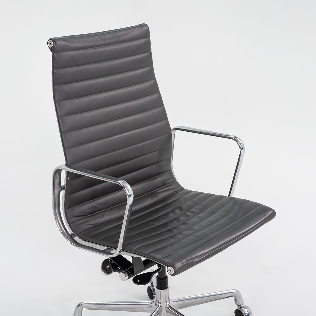 Aluminum Group Executive Desk Chair, EA337