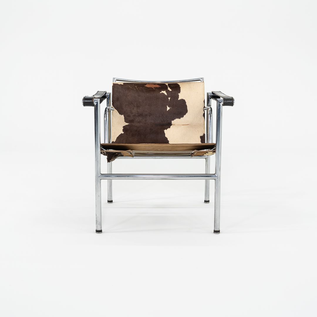 LC1 Basculant Chair