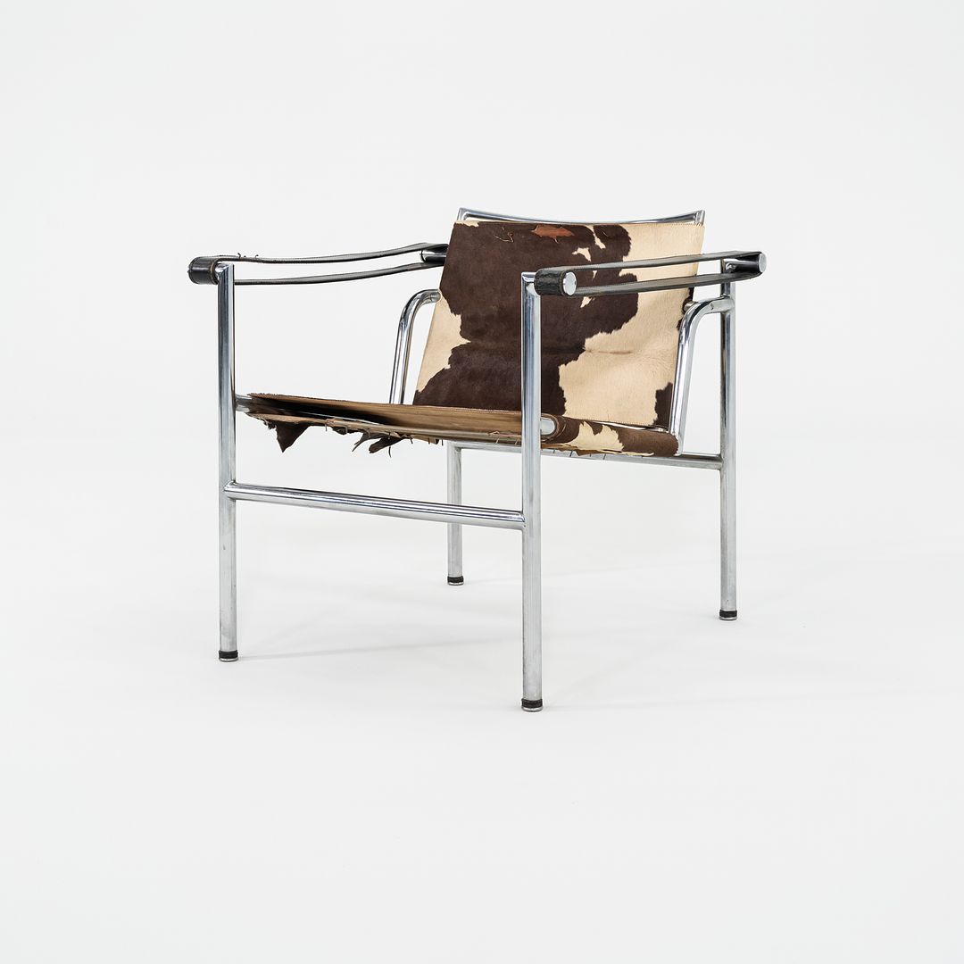 LC1 Basculant Chair
