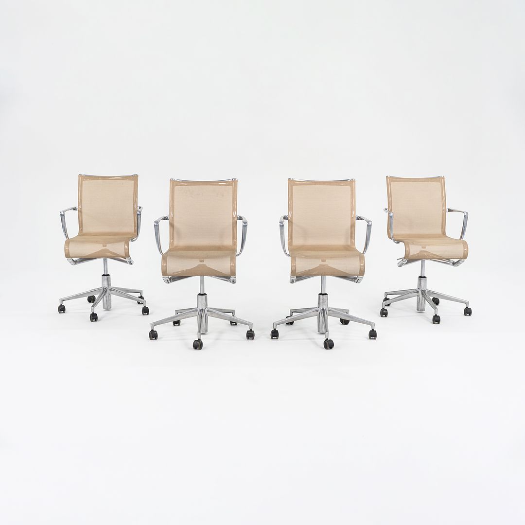 Rollingframe 44 Chair