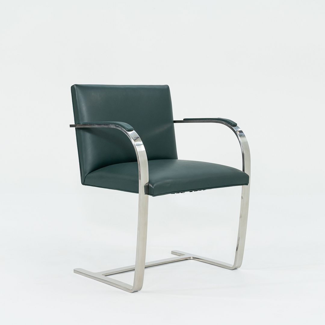 Brno Armchair, Model 255