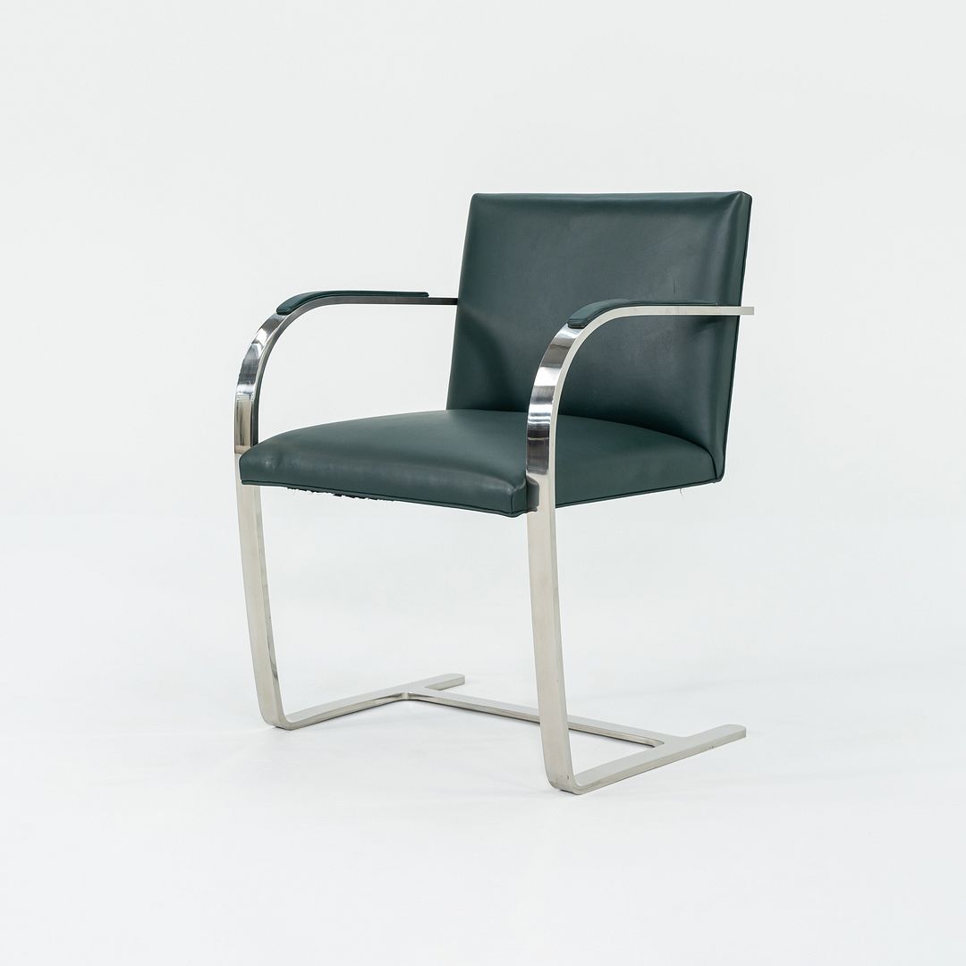 Brno Armchair, Model 255