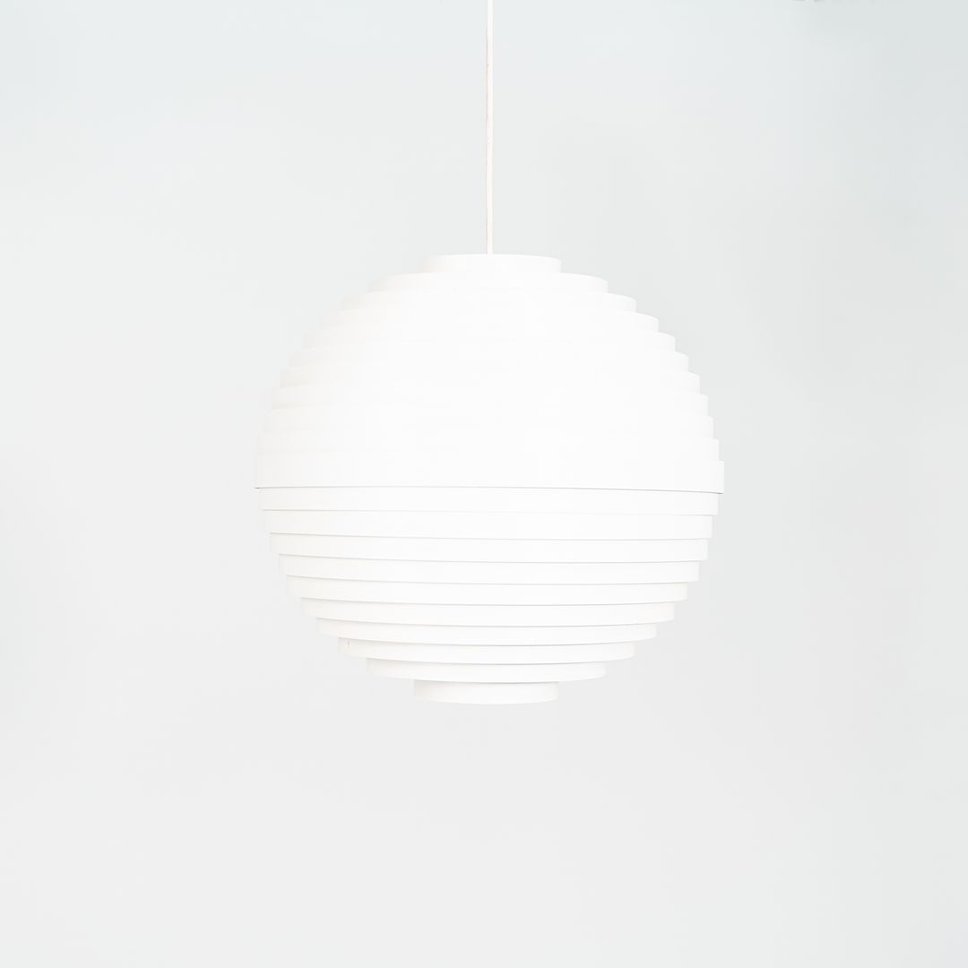 Dynamic Ball Pendant