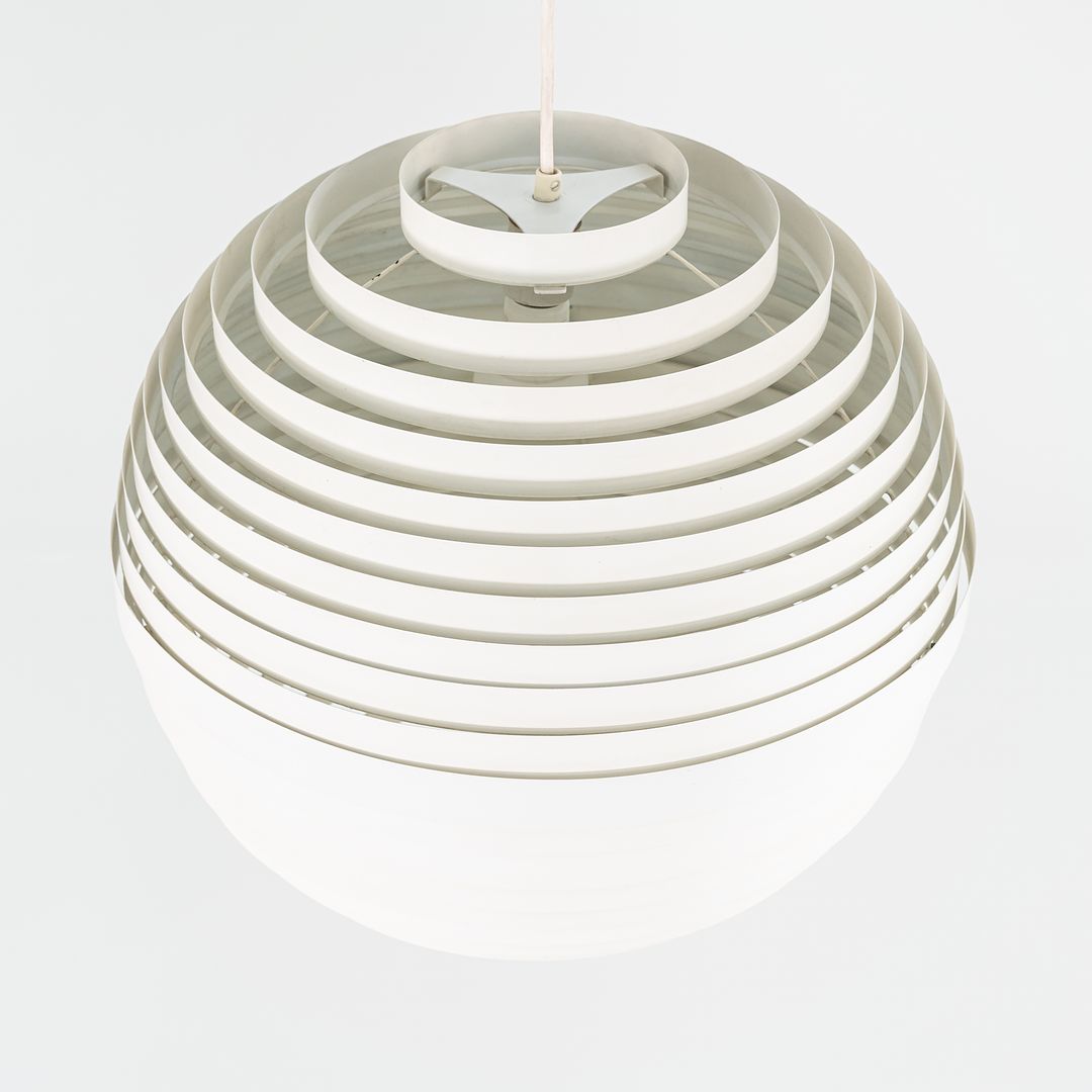 Dynamic Ball Pendant
