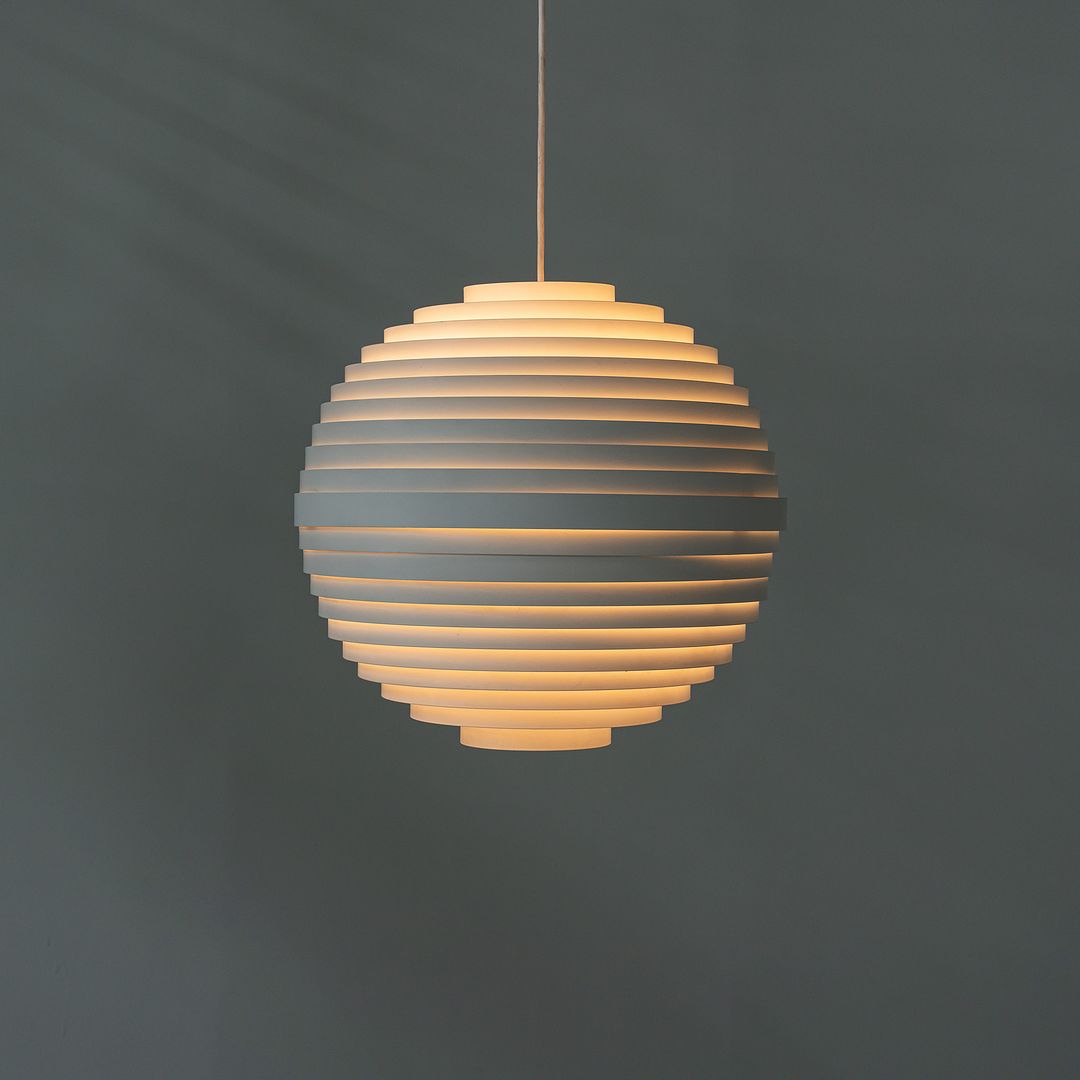 Dynamic Ball Pendant