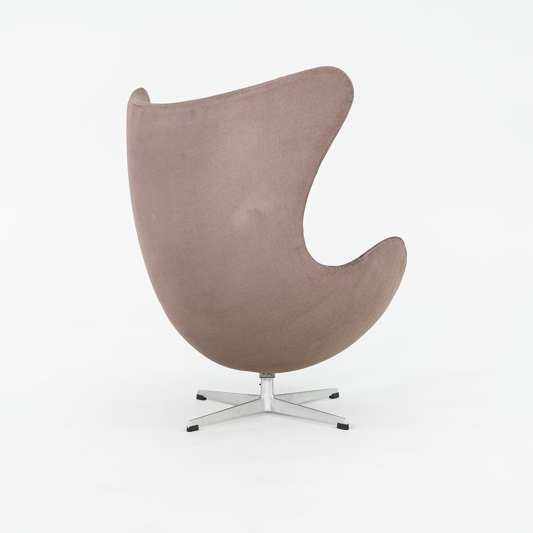 Egg Lounge Chair, Model 3316
