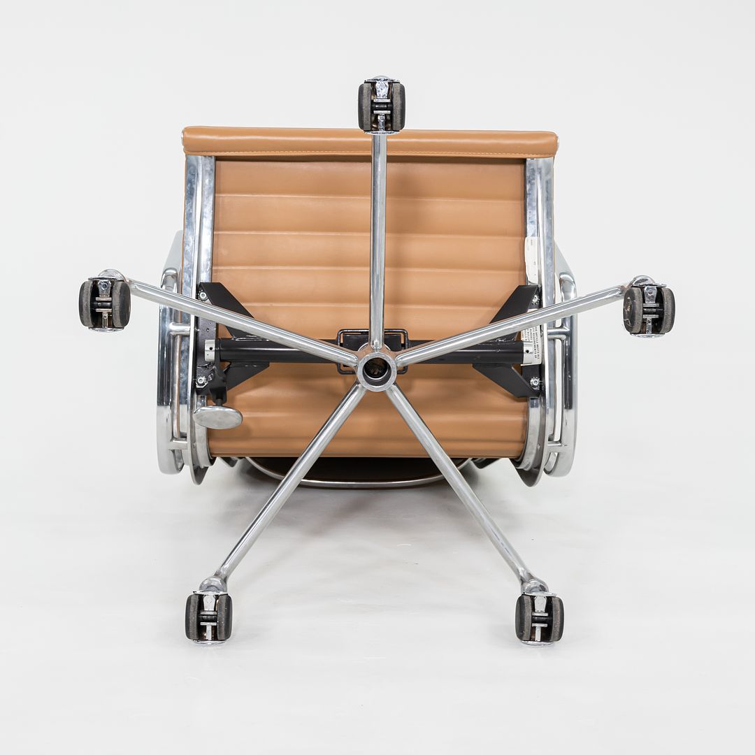 Aluminum Group Executive Chair