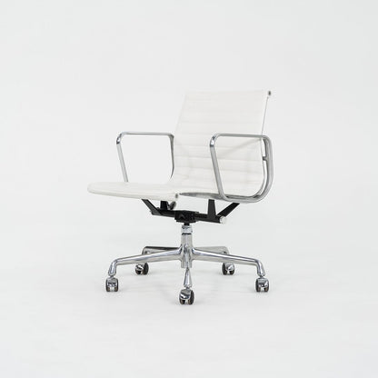 Aluminum Group Management Desk Chair, Model EA335