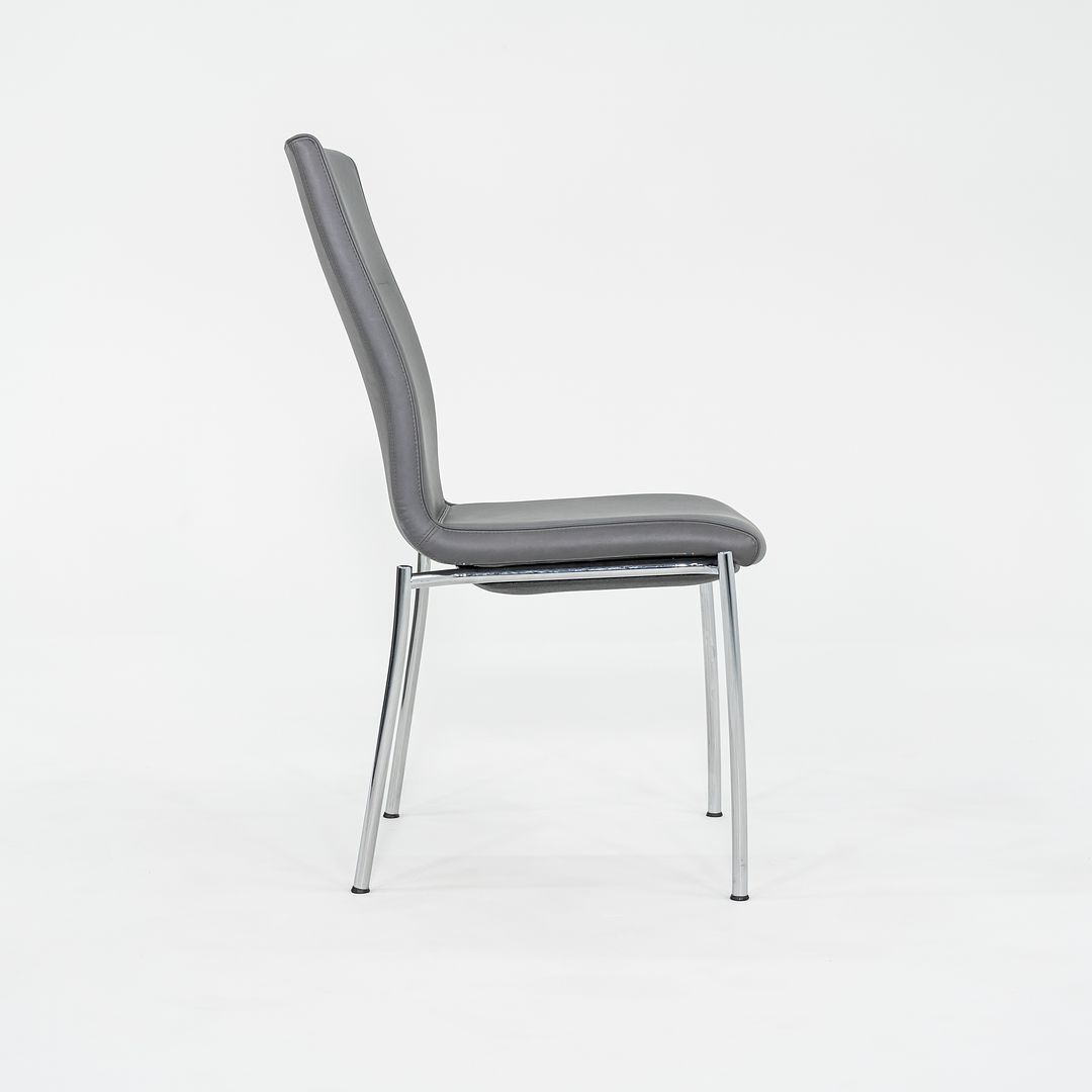 Ona Plaza Chair