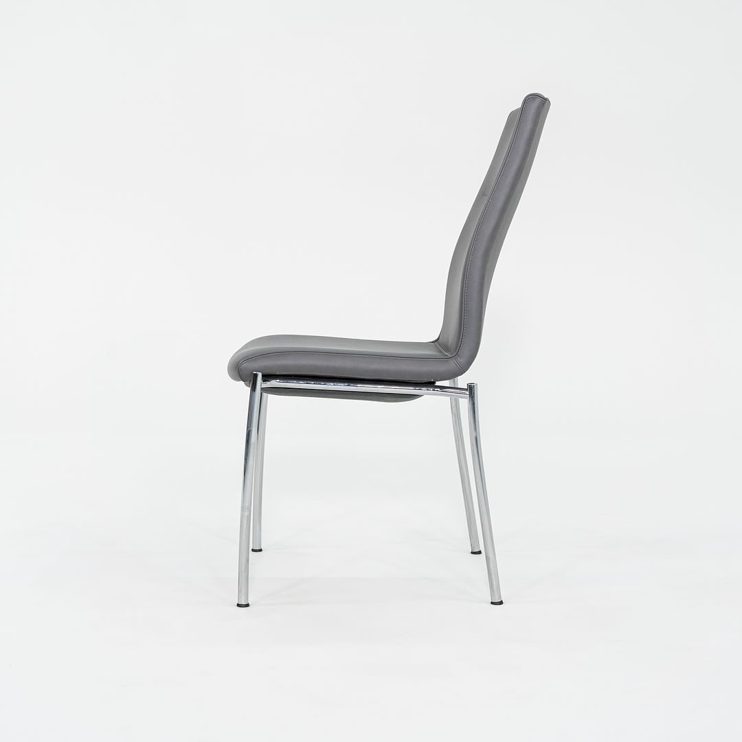 Ona Plaza Chair