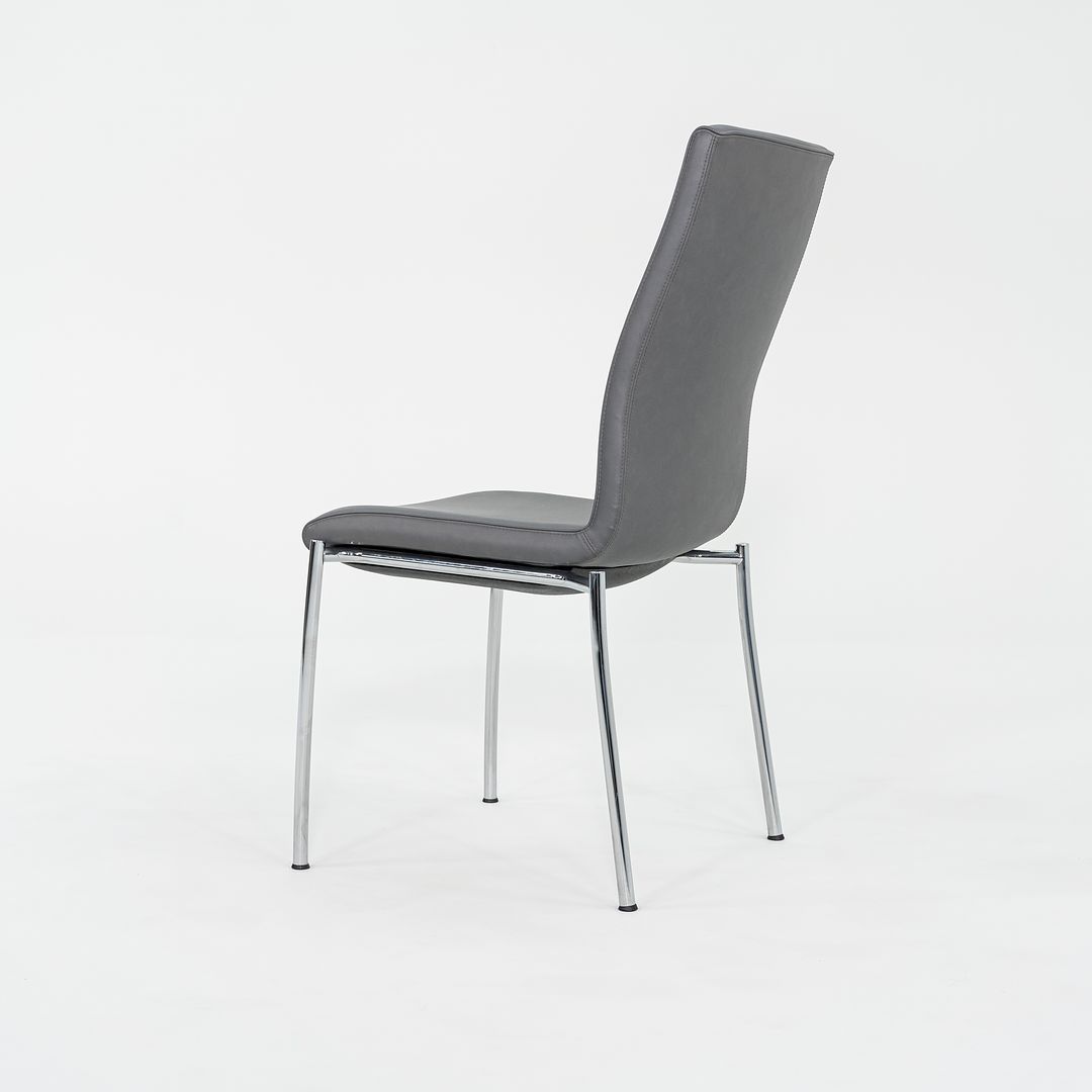 Ona Plaza Chair