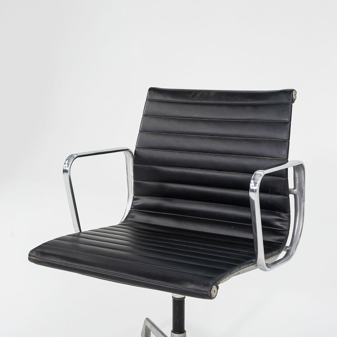 Aluminum Group Side Chair, EA308