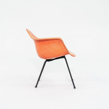 MAX chair