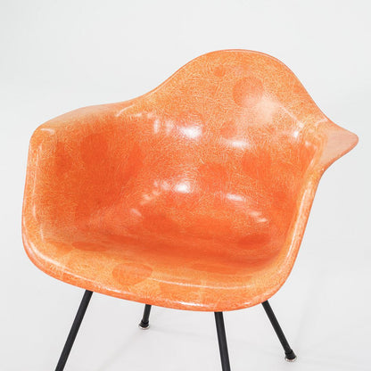 MAX chair