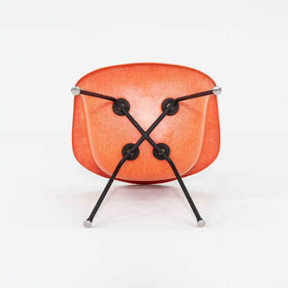 MAX chair