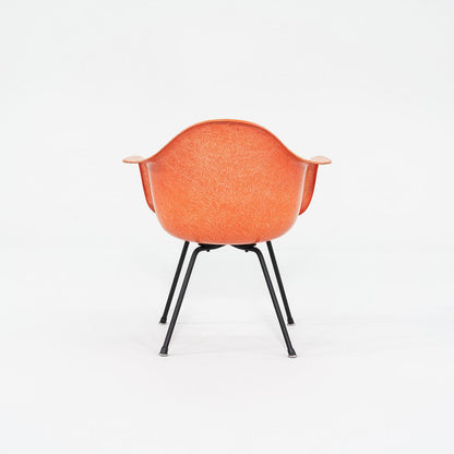 MAX chair