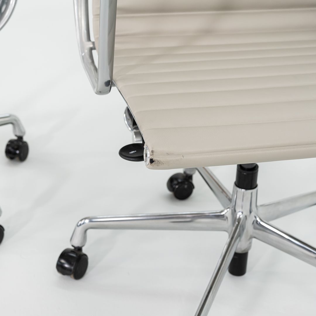 Aluminum Group Management Desk Chair, Model EA335