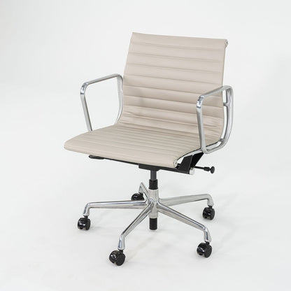 Aluminum Group Management Desk Chair, Model EA335