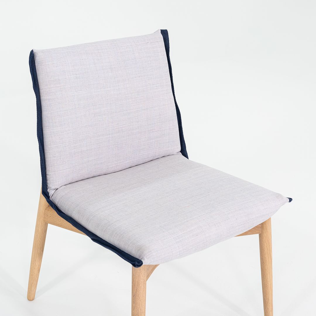 EOO4 Embrace Dining Chair Set