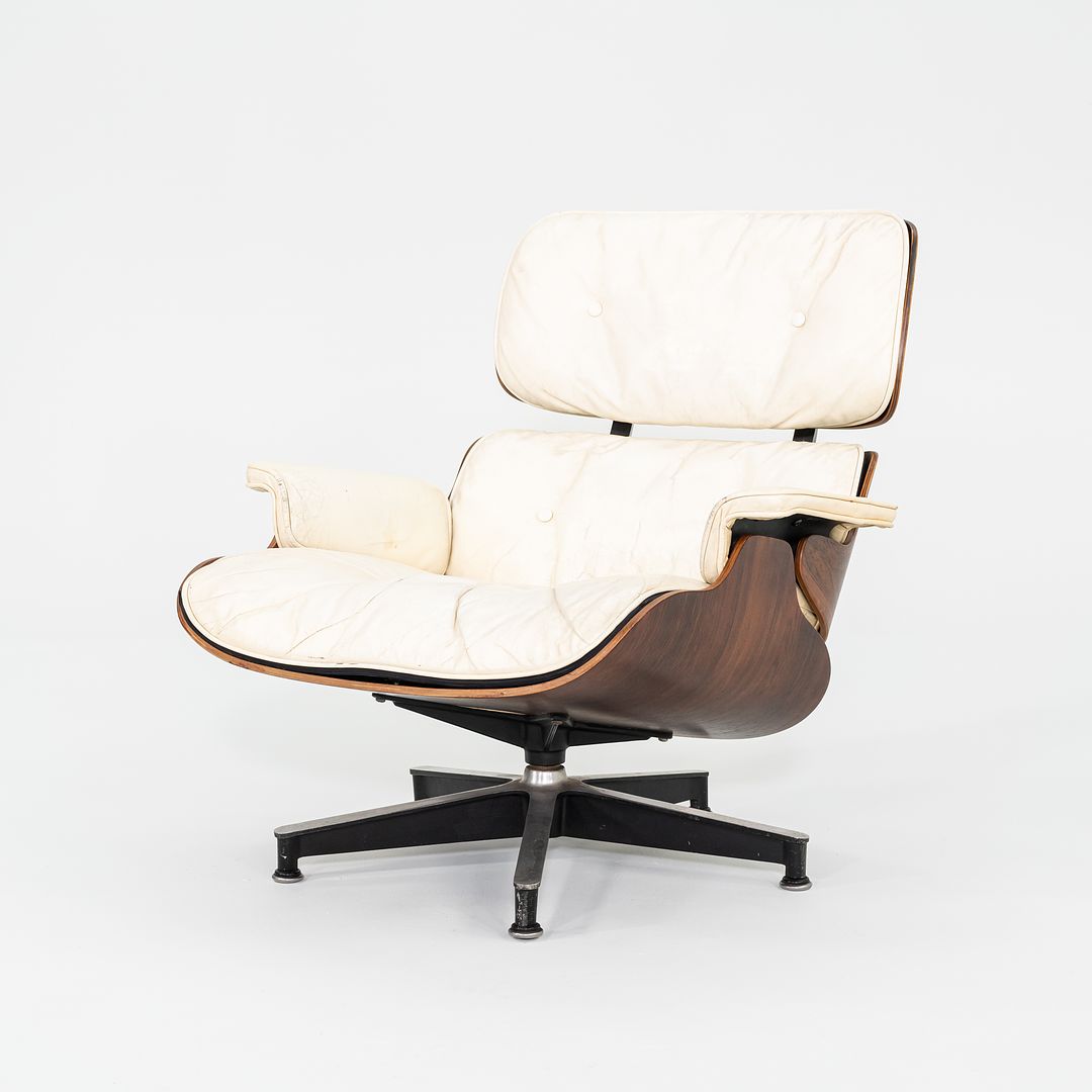 670 and 671 Lounge Chair and Ottoman