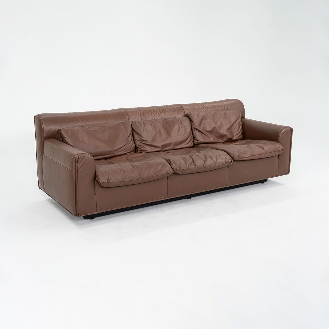 Heli Three-Seat Sofa