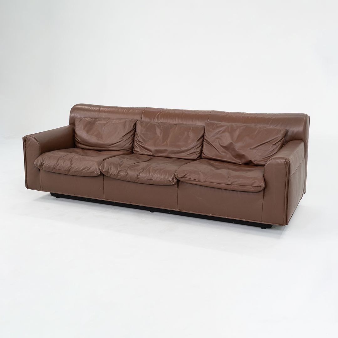 Heli Three-Seat Sofa