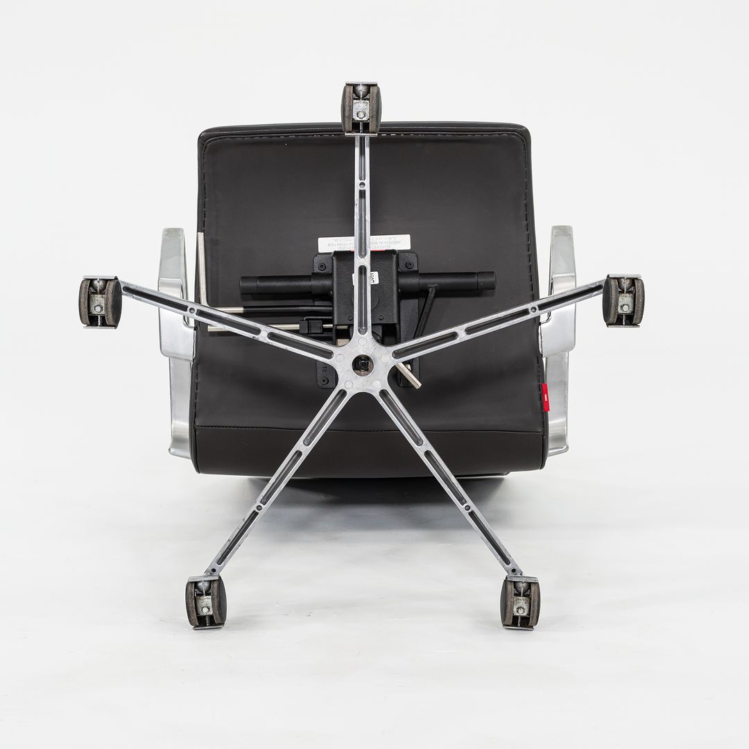 Oxford Chair, Model 3271W