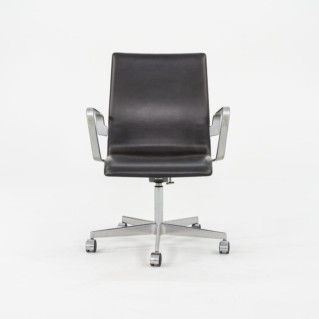 Oxford Chair, Model 3271W