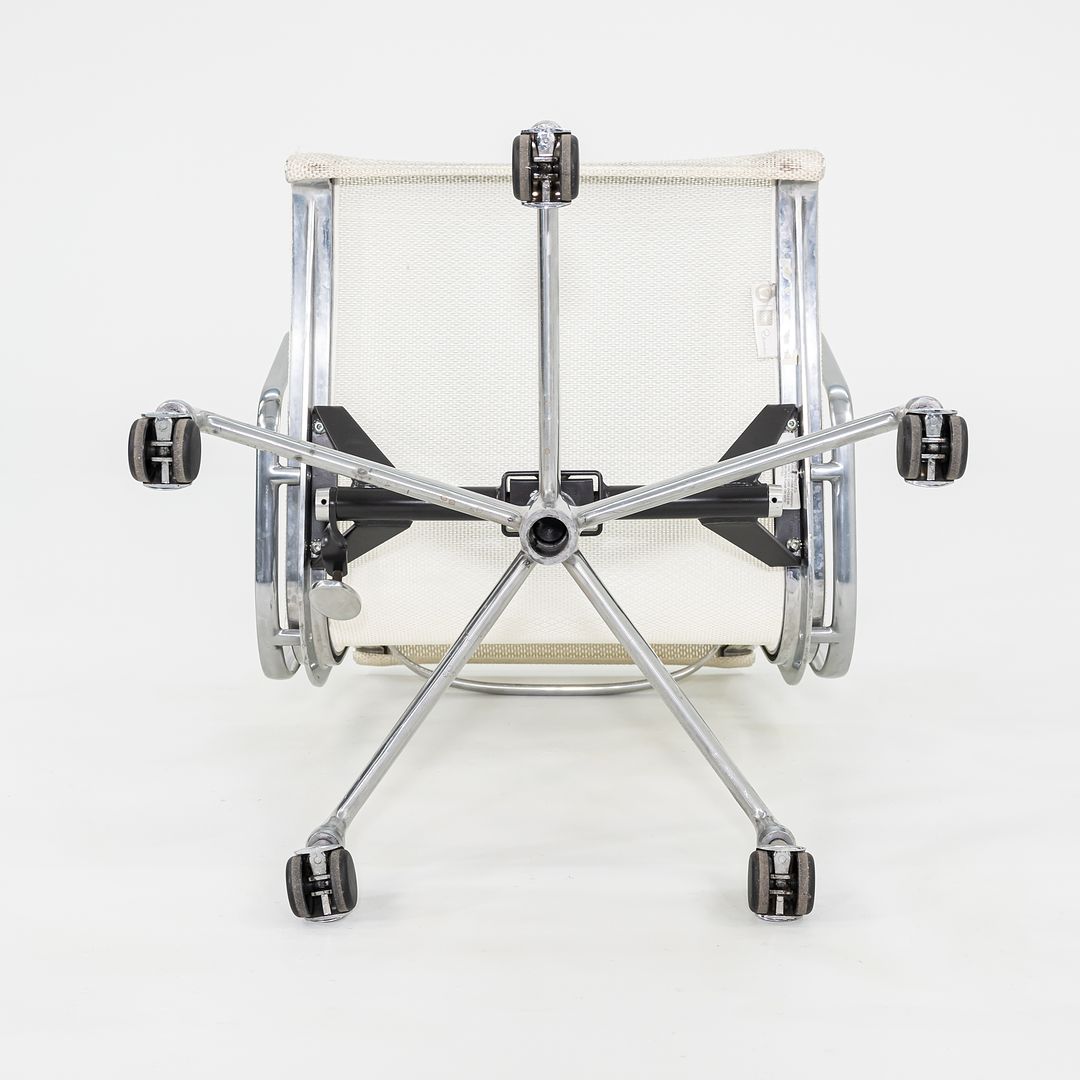 Eames Aluminum Group Management Chair