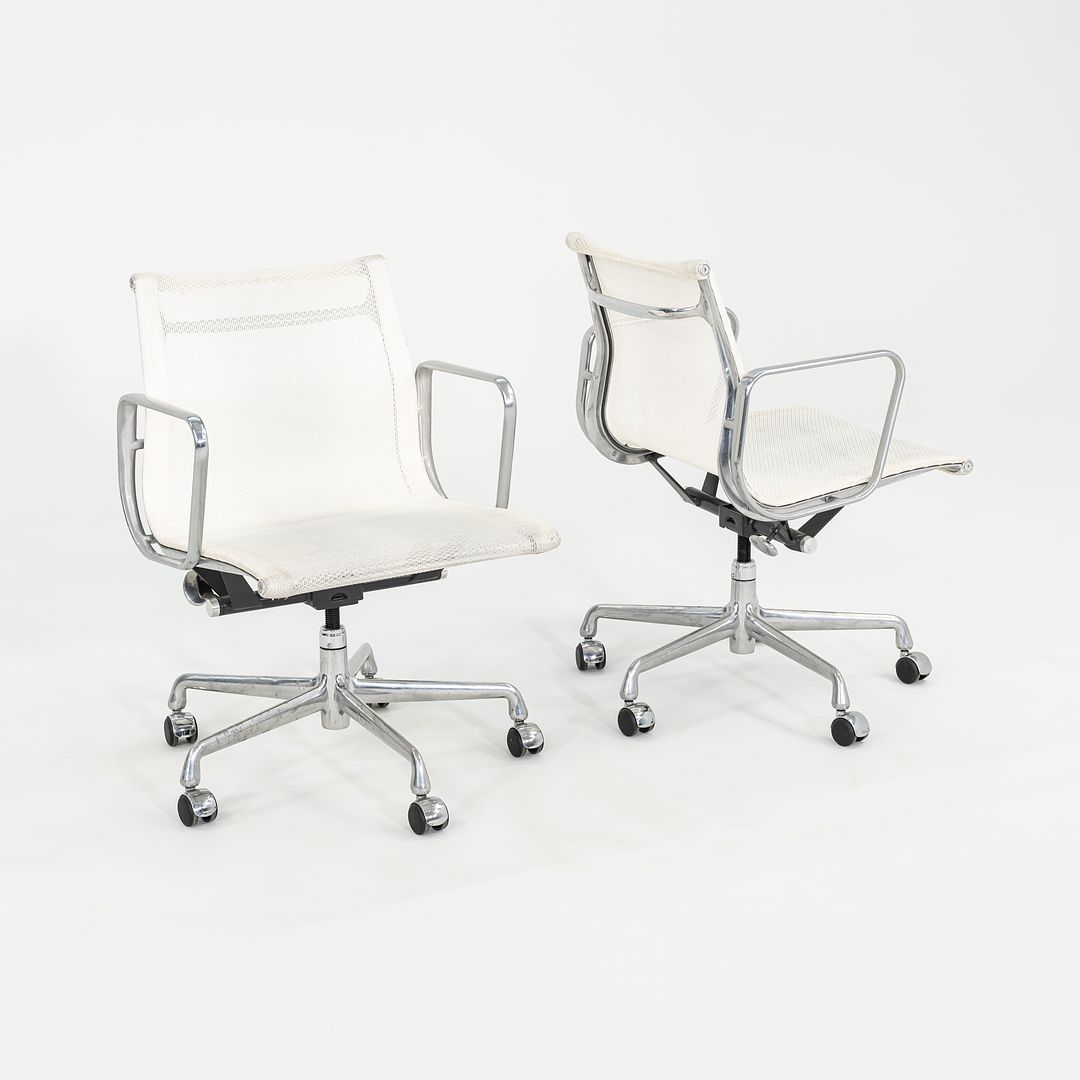 Eames Aluminum Group Management Chair