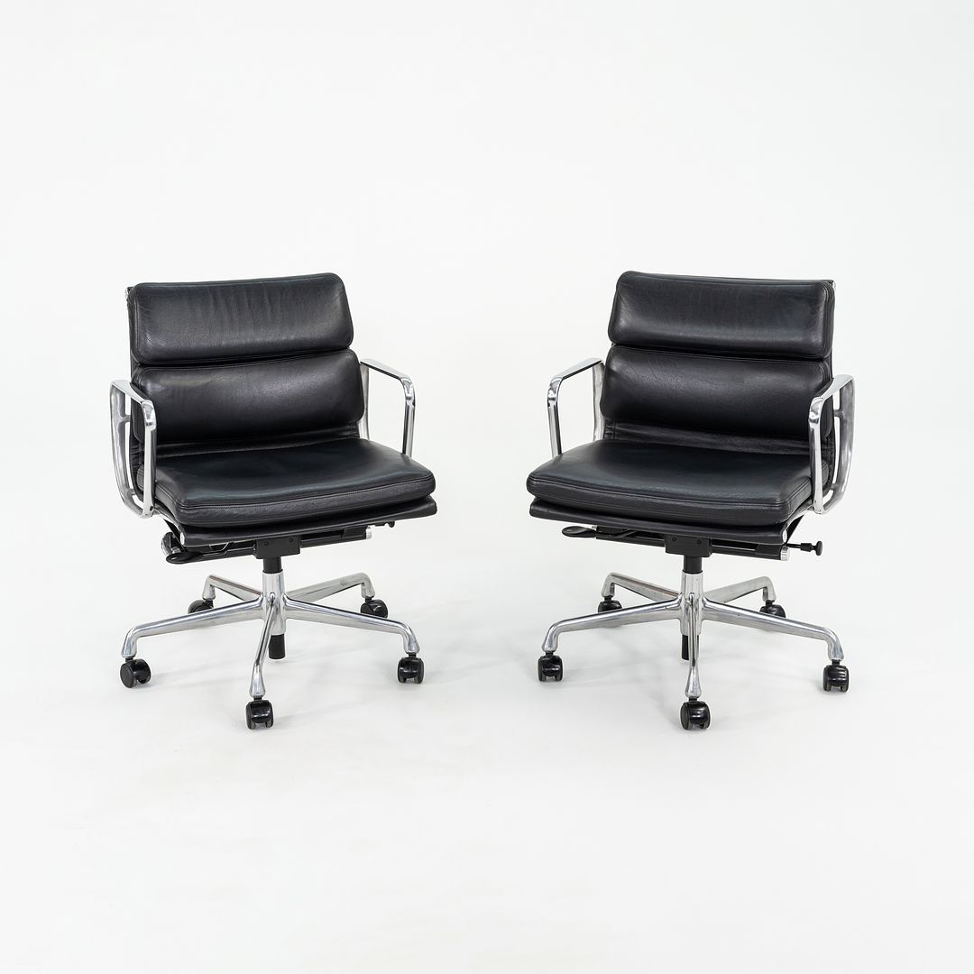 Soft Pad Management Chair, EA435