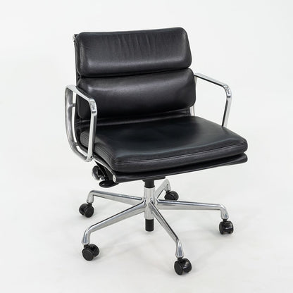 Soft Pad Management Chair, EA435