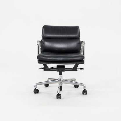 Soft Pad Management Chair, EA435