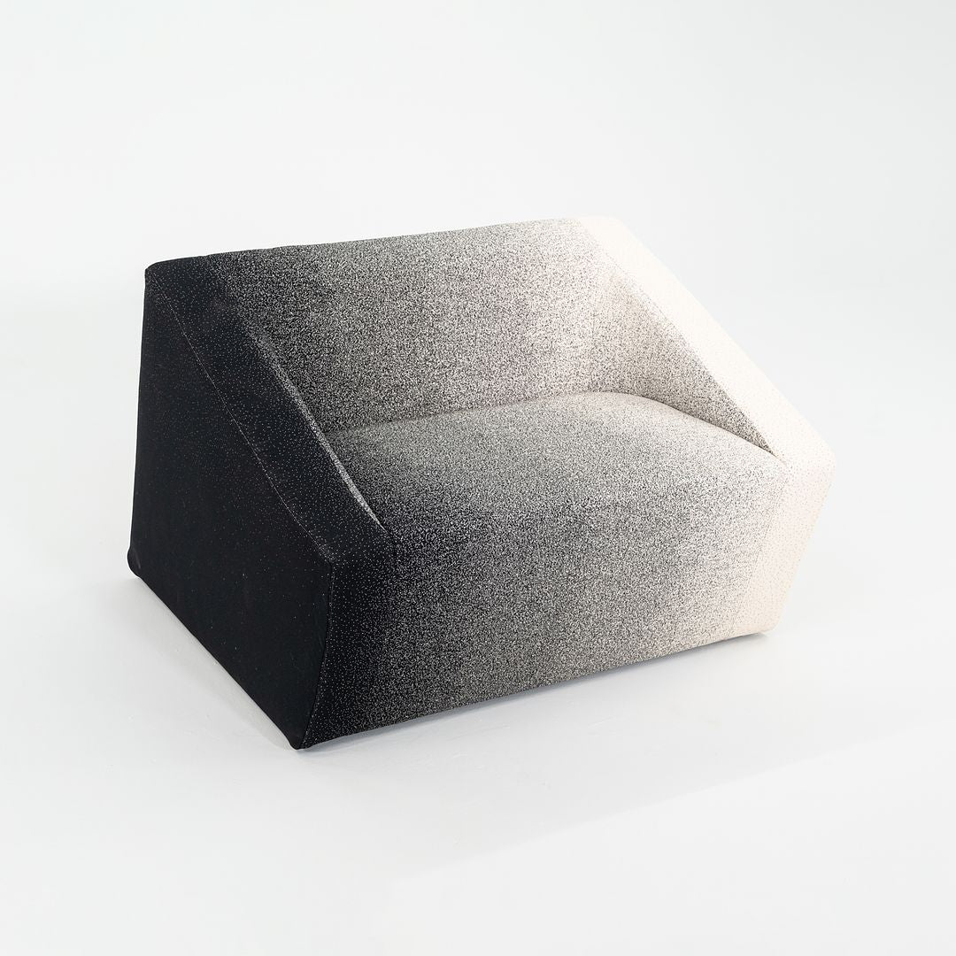 Blur Lounge Chair