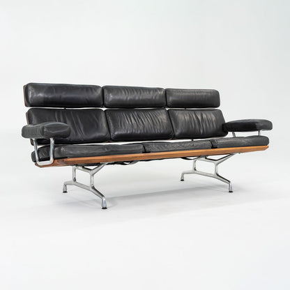 ES 108 Sofa