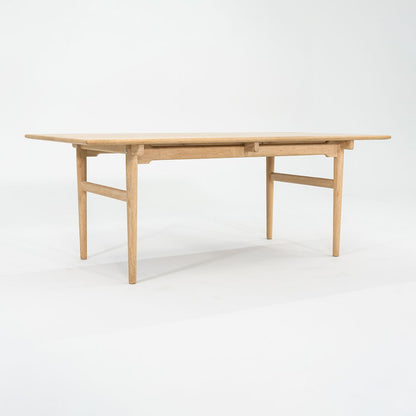 CH327 Dining Table