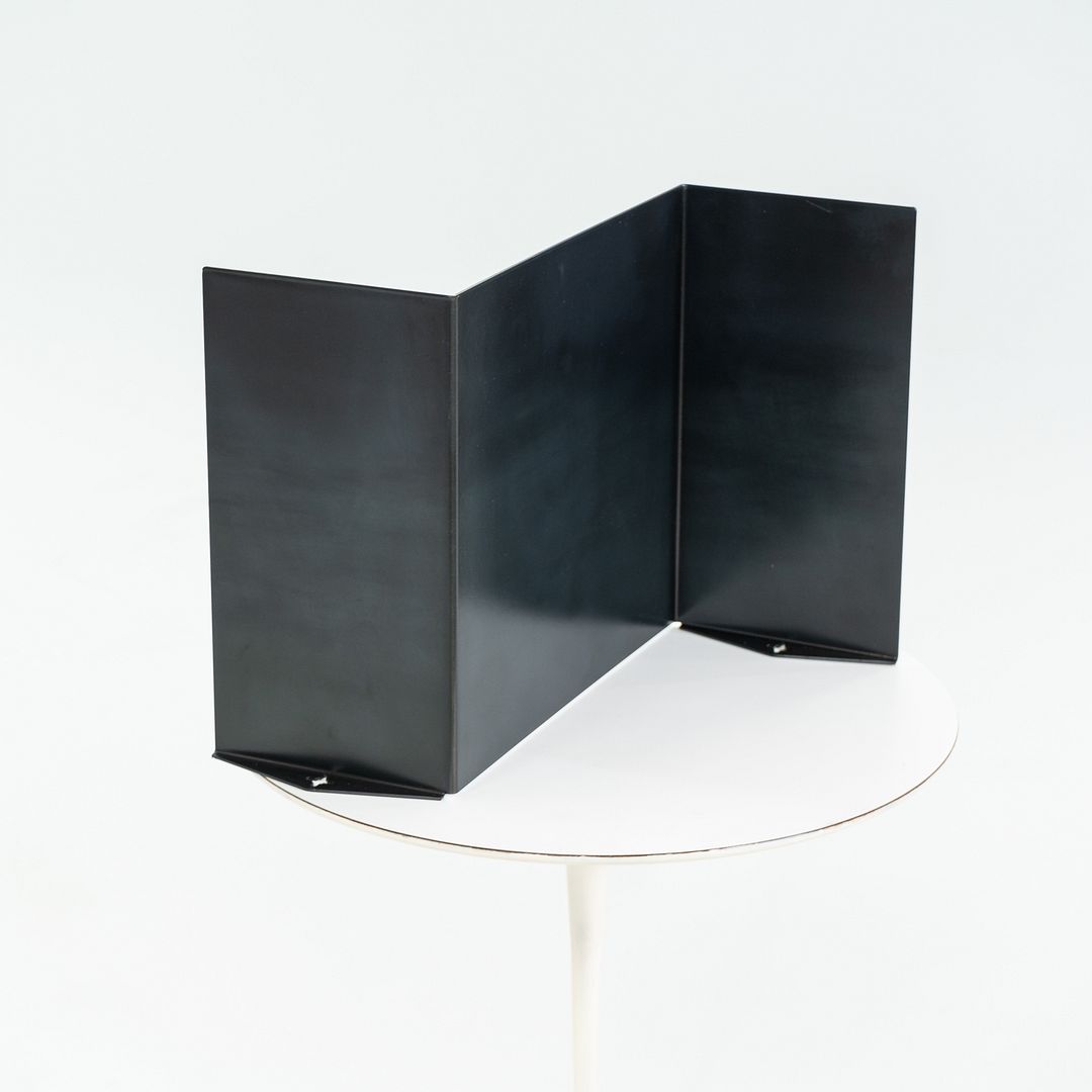 Z-Shelf