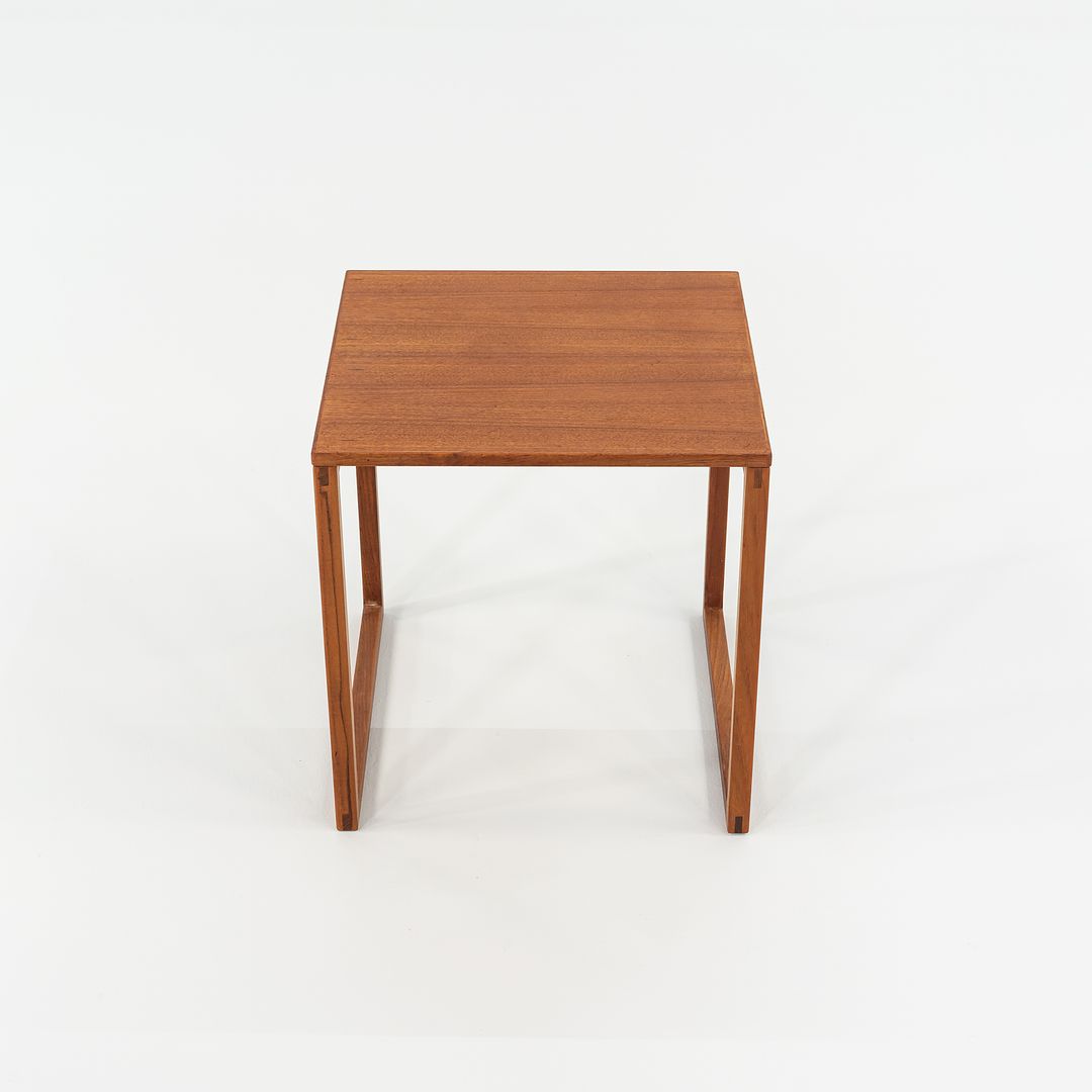 Model 33 Nesting Table