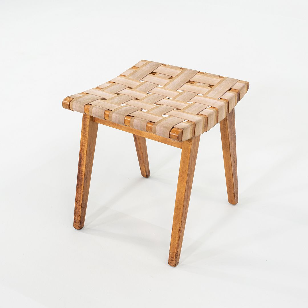 Risom Stool, Model 667-W