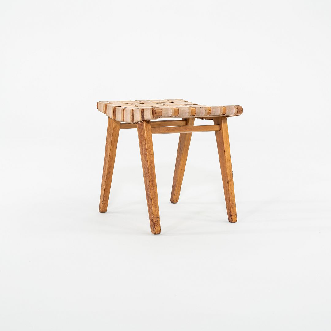 Risom Stool, Model 667-W
