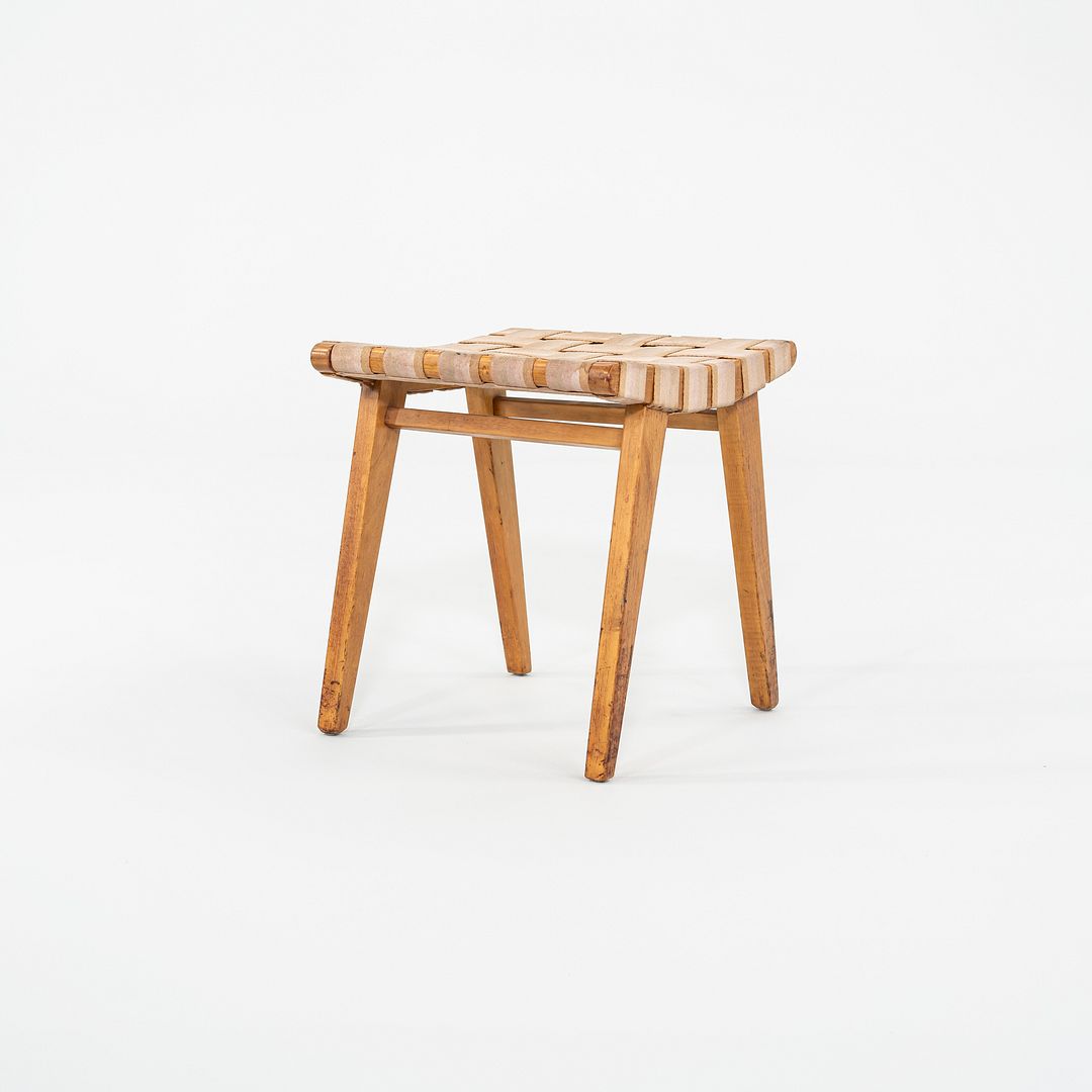 Risom Stool, Model 667-W