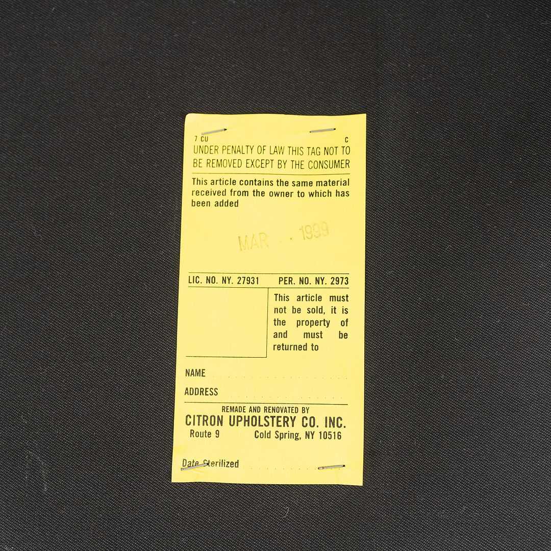 Pfister Settee, Model 1052C