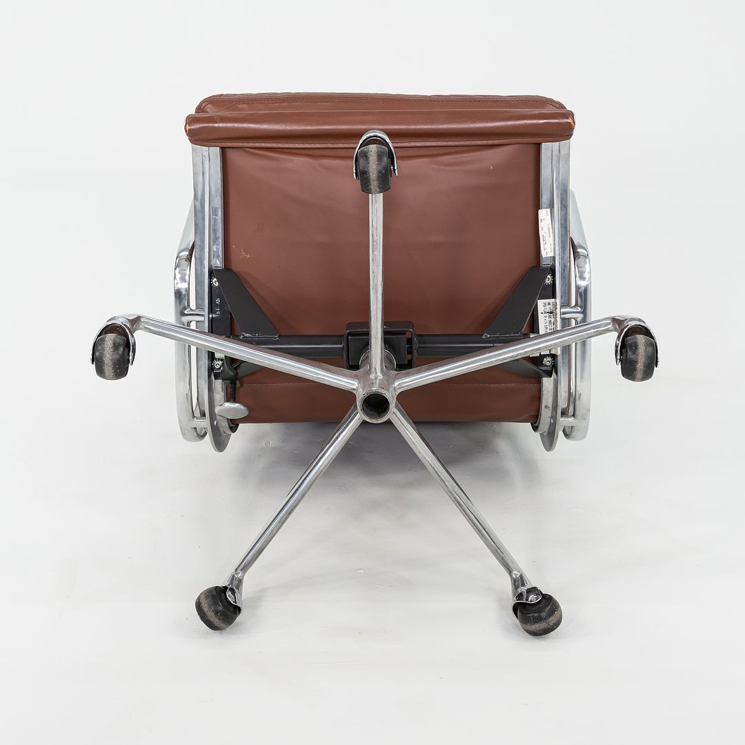 Soft Pad Executive Desk Chair, Model EA437