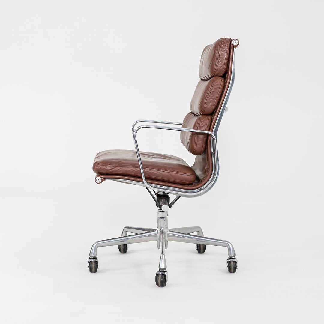 Soft Pad Executive Desk Chair, Model EA437