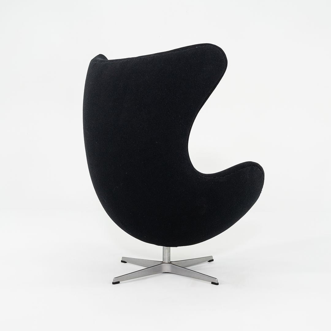 Egg Chair and Ottoman