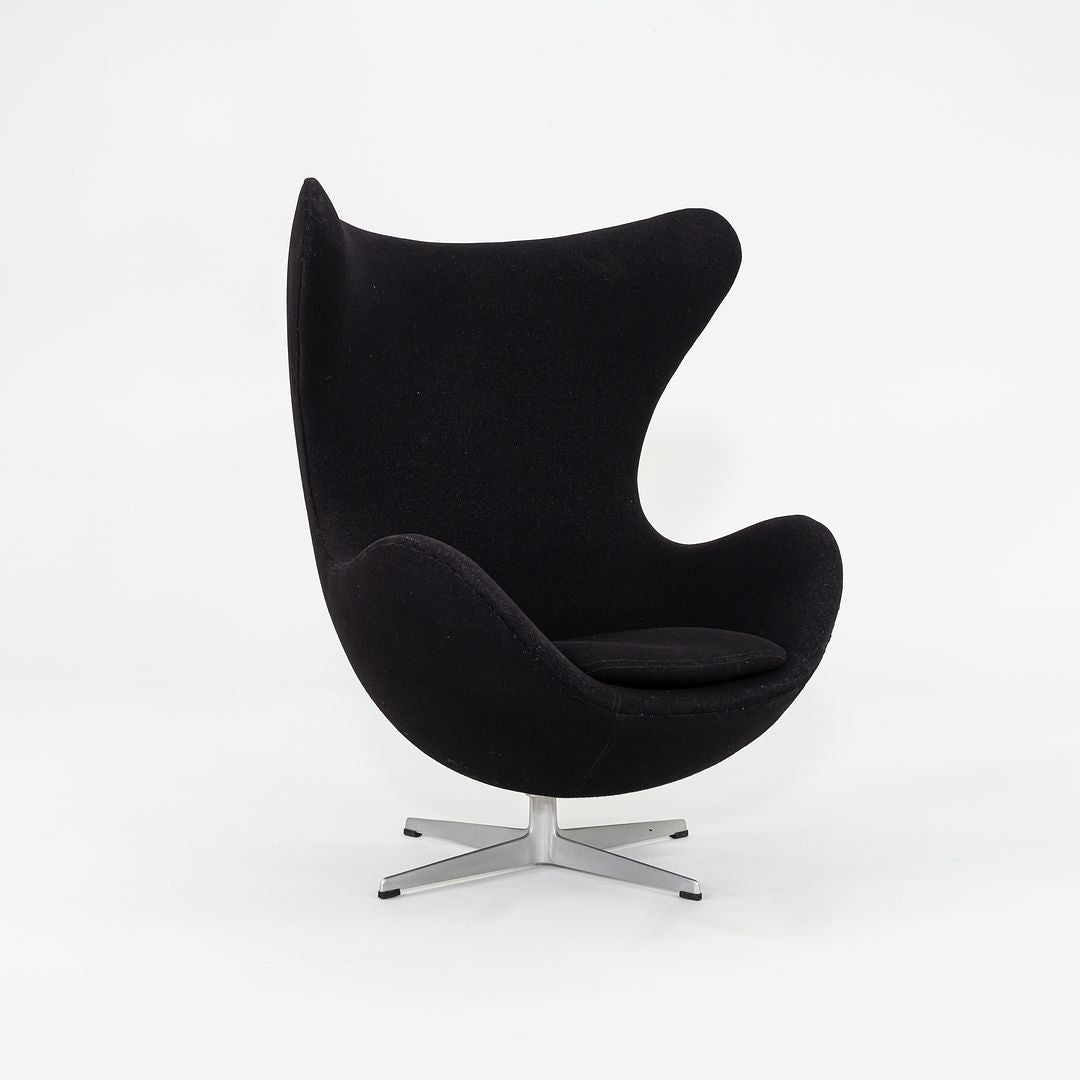 Egg Chair and Ottoman