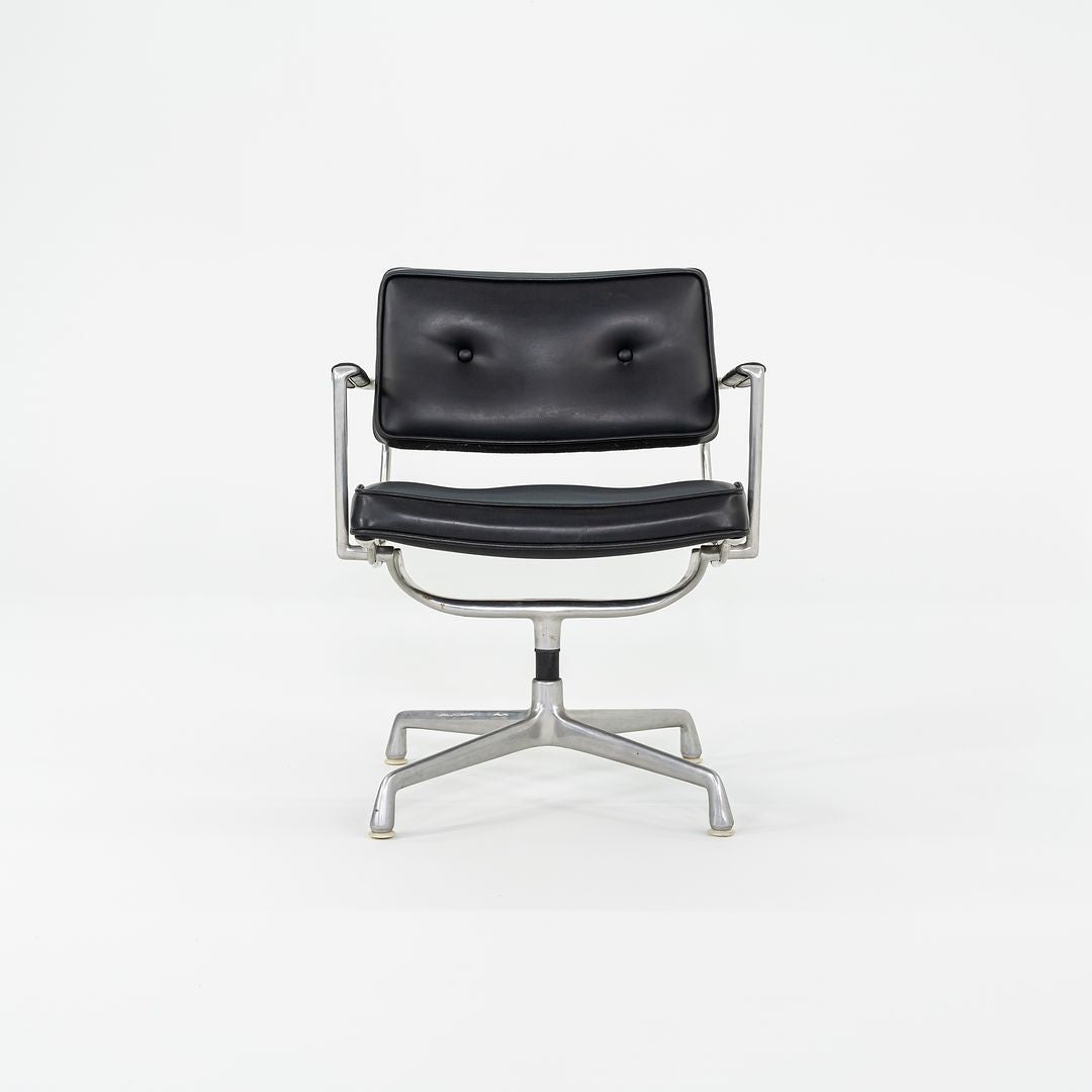 ES102 Intermediate Chair