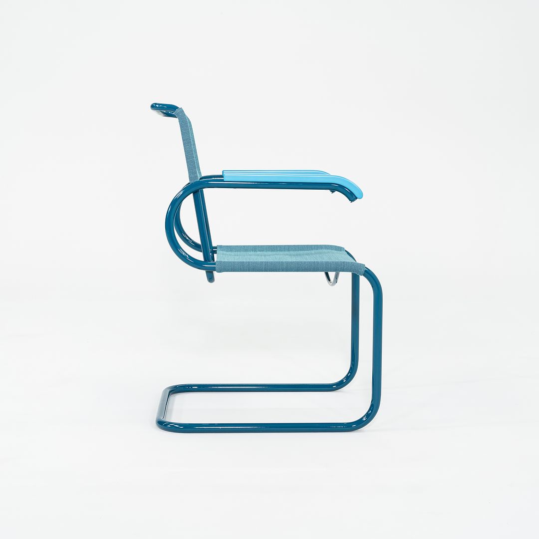 D40 Chair